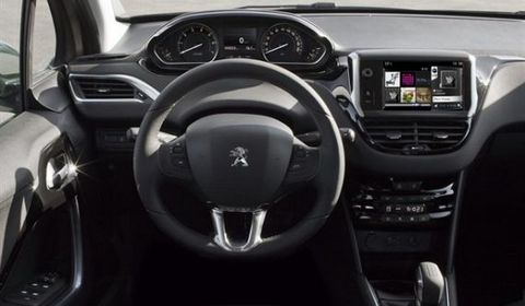 Peugeot-208-2013-1.jpg