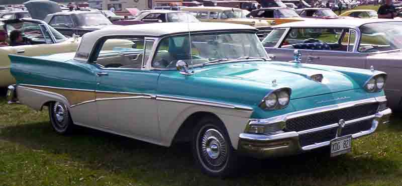  1958 Ford Fairlane 