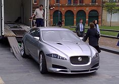   Jaguar XJ